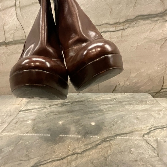 Prada Brown Leather Zip-Up Ankle Boots . Vero Cuoio Made in Italy size 37 1/2 - Picture 5 of 16